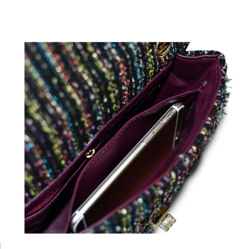 Exquisite Tweed Design Handbag - Picture 7 of 8